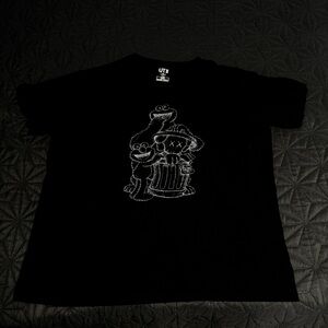 Uniqlo Black Short Sleeve Tee with Sesame Street Graphic